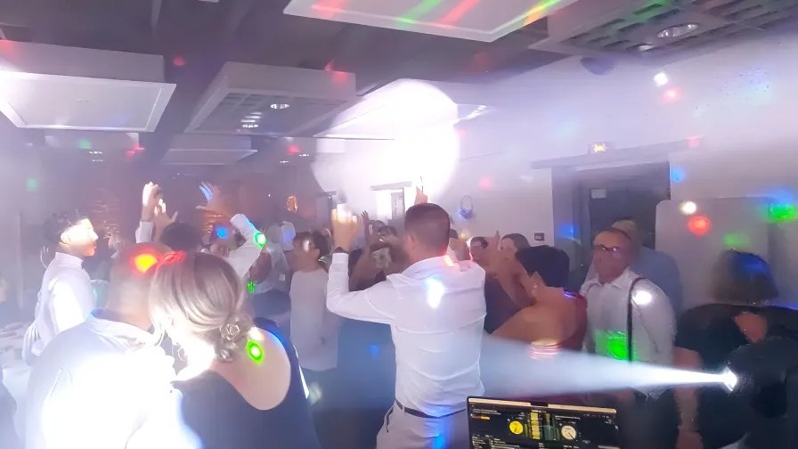 Ambiance DJ Mariage Finistère